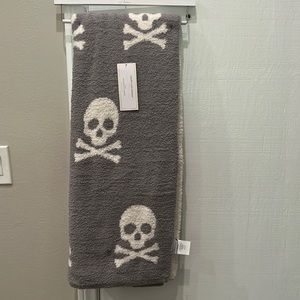Viral Throw blanket